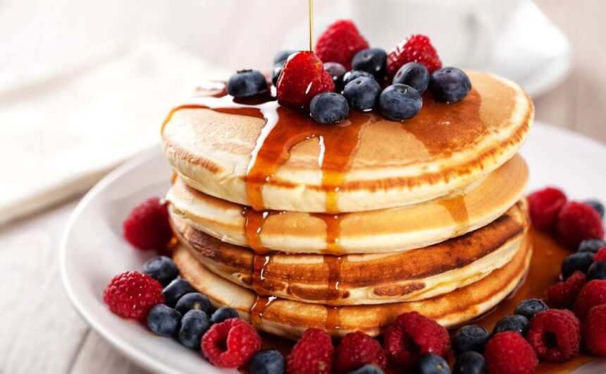 Pancakes with berries