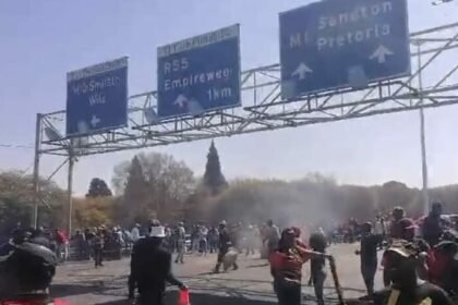 Video Screengrab: Protest on M1, M2 highways amid SAMWU wage dispute